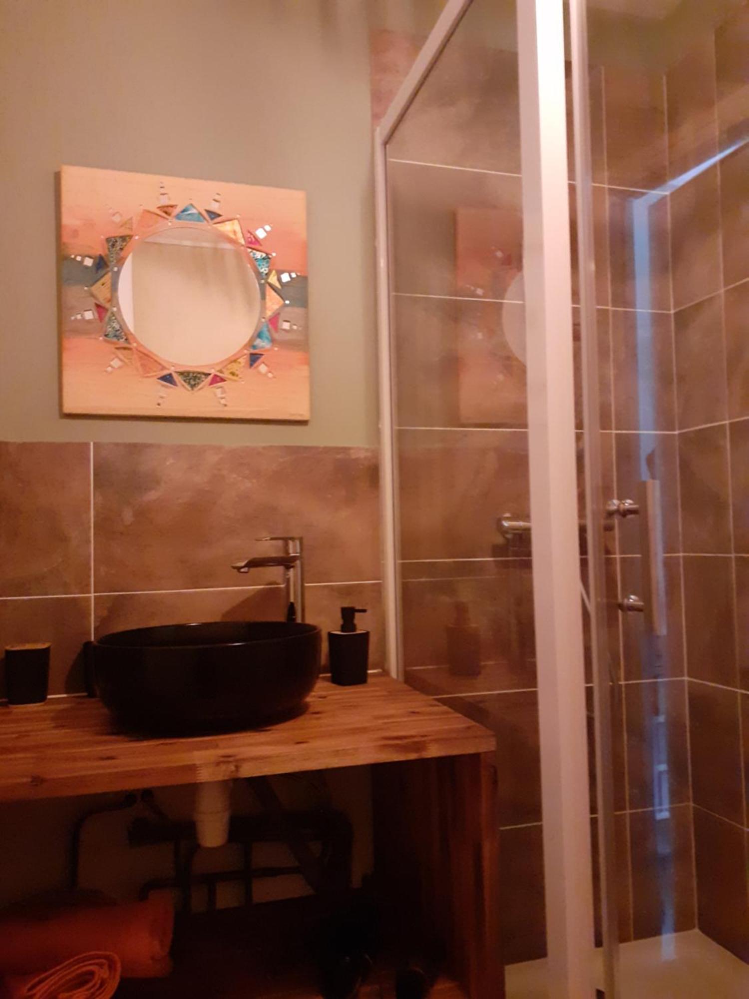 アンボン Les Loges De Yoff Bed & Breakfast エクステリア 写真